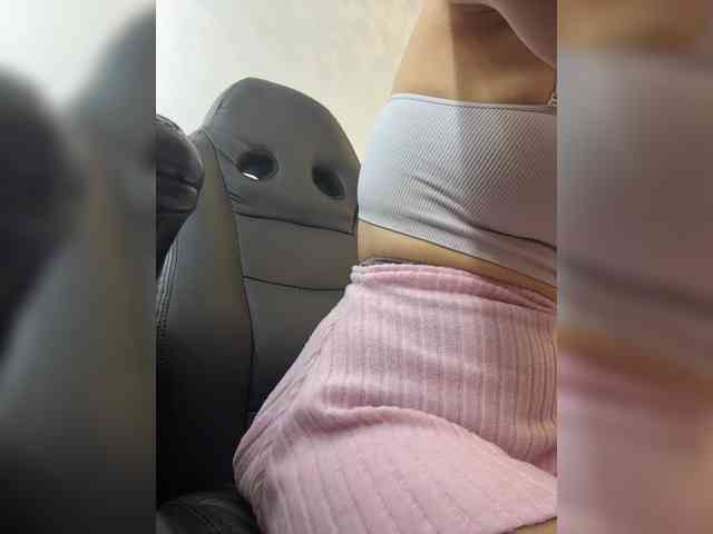 LucyRouse webcam
