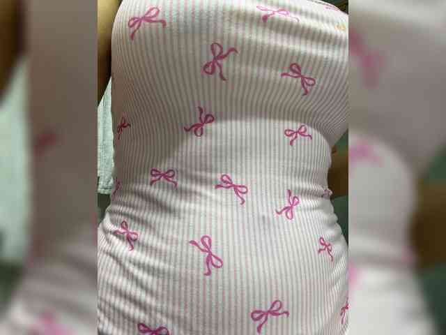 LucyRouse webcam