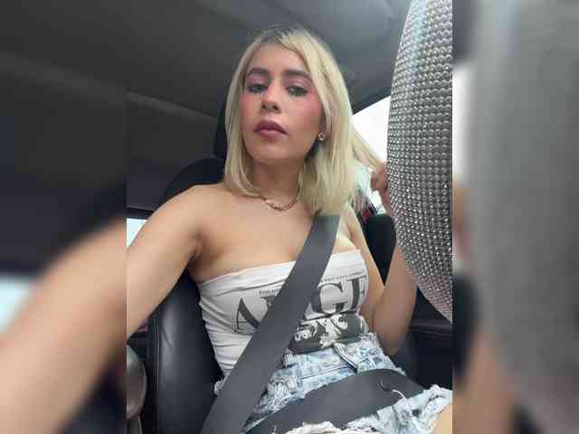 LucyRouse webcam