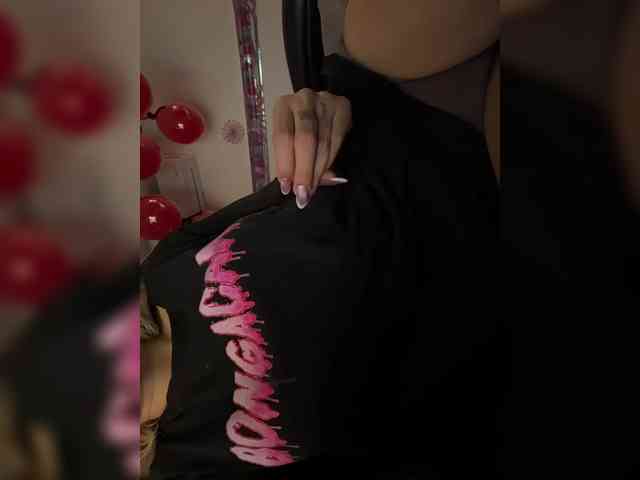 LucyRouse webcam