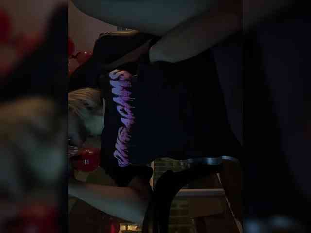 LucyRouse webcam
