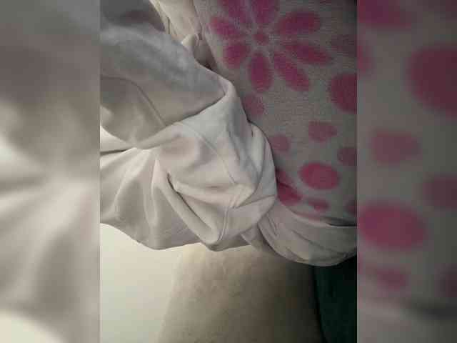 LucyRouse webcam