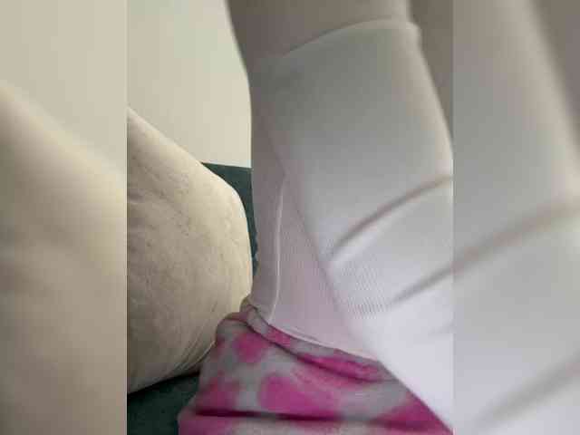 LucyRouse webcam