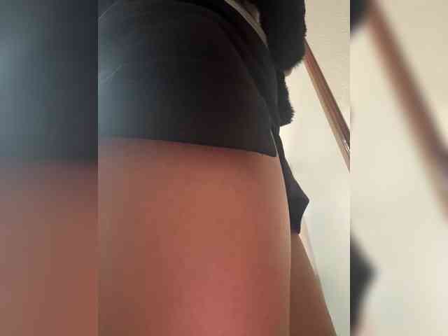LucyRouse webcam