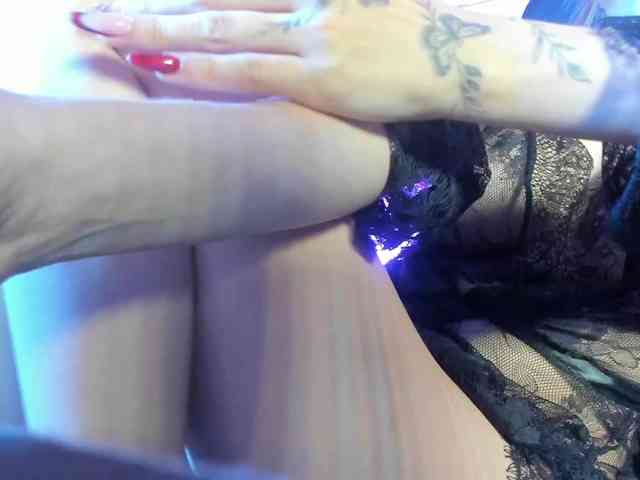 LucyRouse webcam