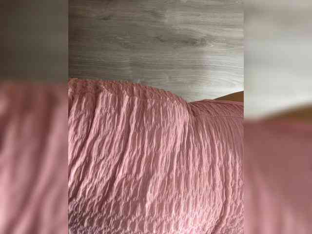 LucyRouse webcam