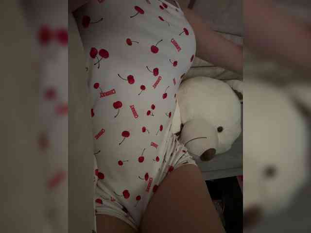 LucyRouse webcam