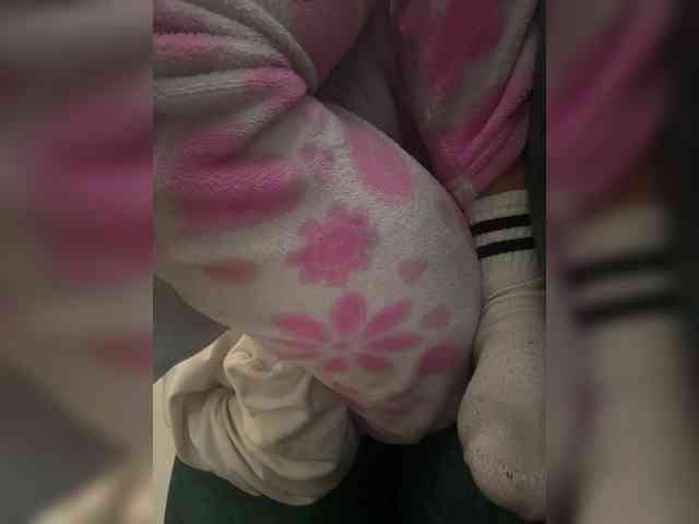 LucyRouse webcam