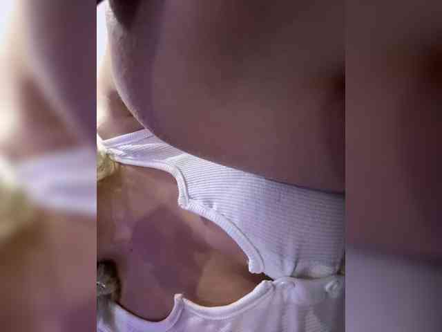 LucyRouse webcam