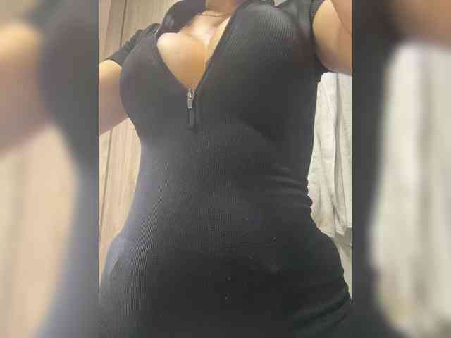 LucyRouse webcam