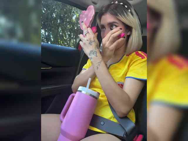 LucyRouse webcam