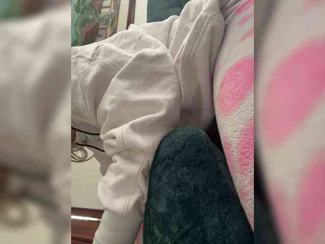 LucyRouse webcam