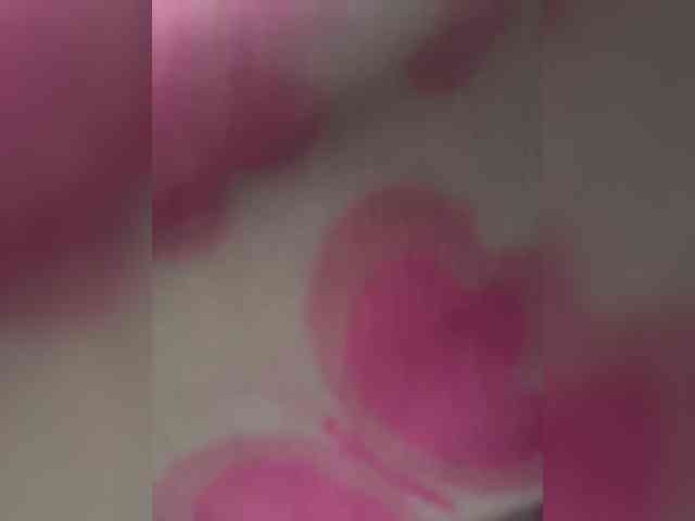 LucyRouse webcam
