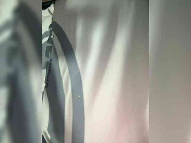 LucyRouse webcam