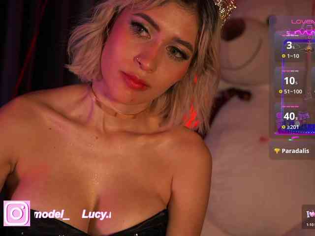 LucyRouse webcam
