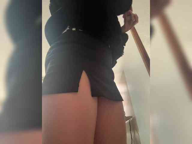 LucyRouse webcam