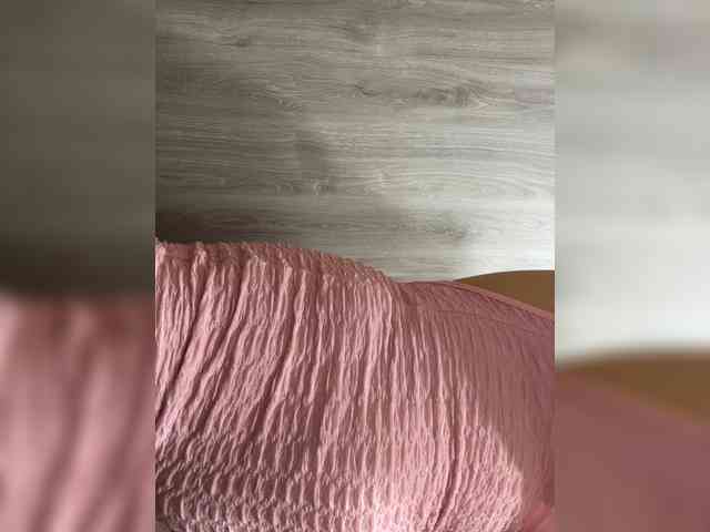LucyRouse webcam