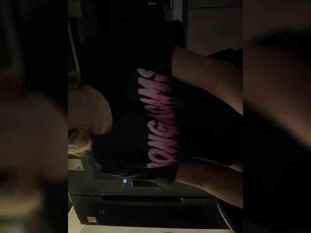 LucyRouse webcam