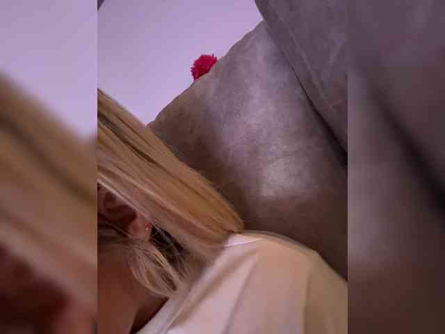 LucyRouse webcam