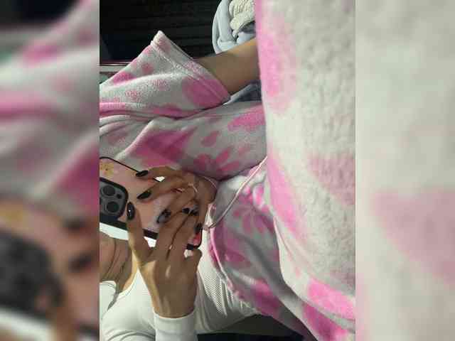lucygirl- lucygirl-