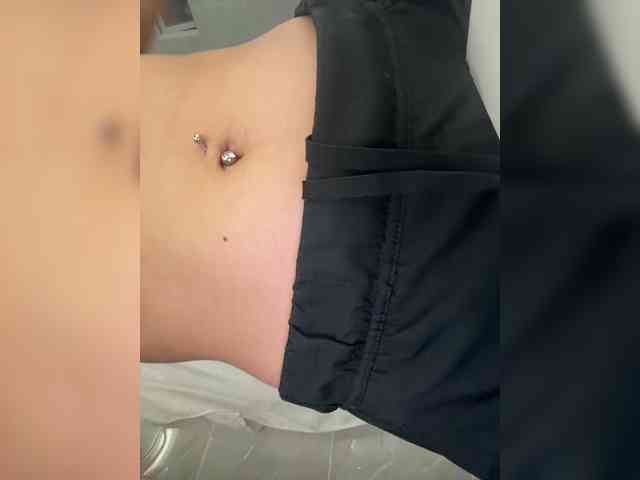 LucyRouse webcam