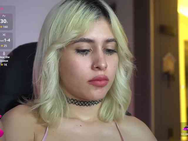 LucyRouse webcam