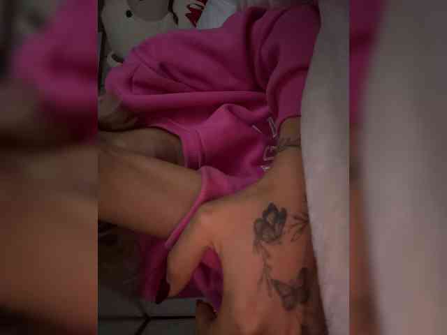 lucygirl- lucygirl-