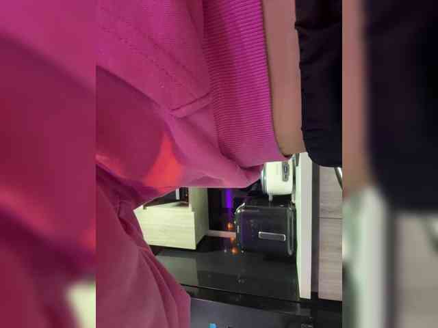 LucyRouse webcam
