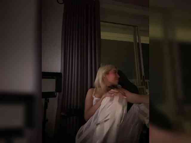 lucygirl- lucygirl-
