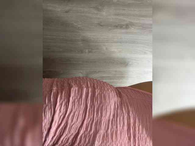 LucyRouse webcam