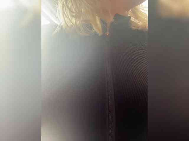 LucyRouse webcam