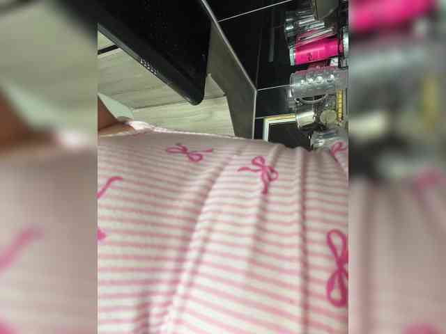LucyRouse webcam