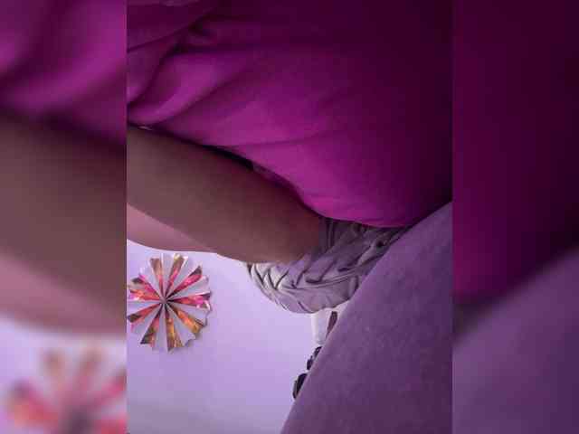 LucyRouse webcam