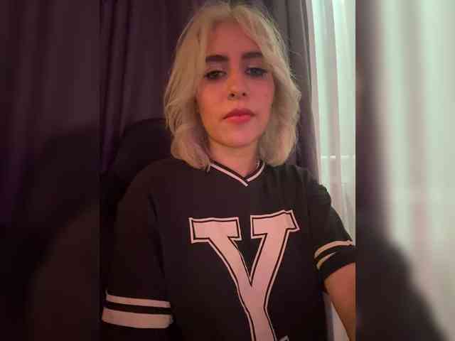 LucyRouse webcam