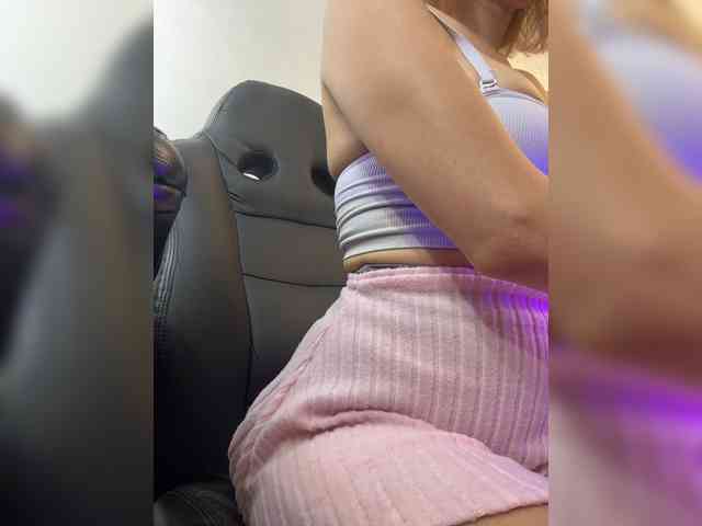 LucyRouse webcam