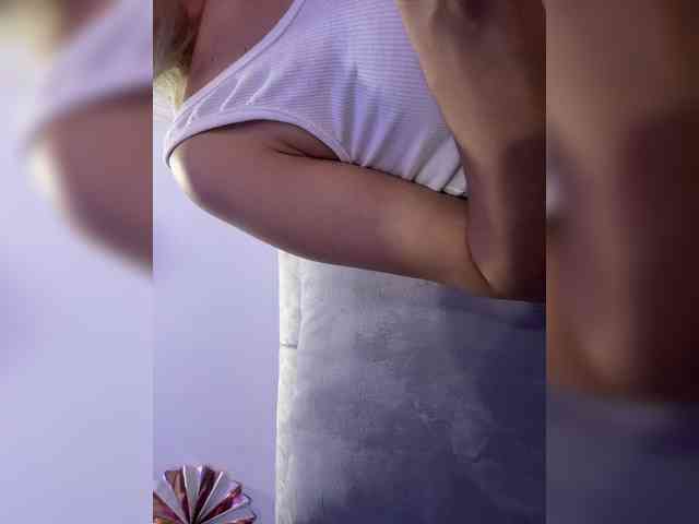 LucyRouse webcam