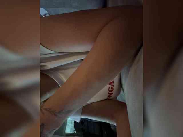 LucyRouse webcam