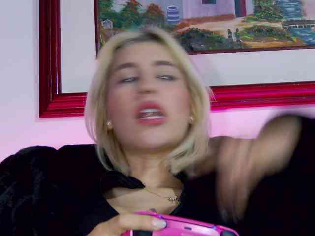 LucyRouse webcam