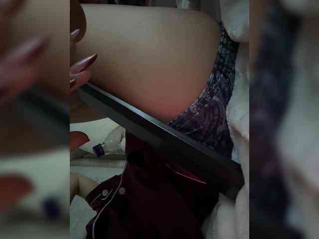 LucyRouse webcam