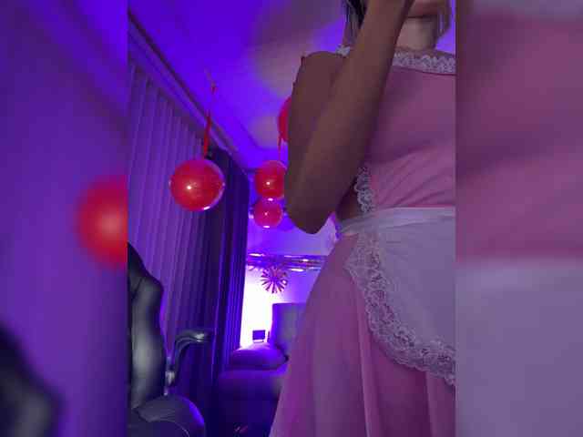 LucyRouse webcam