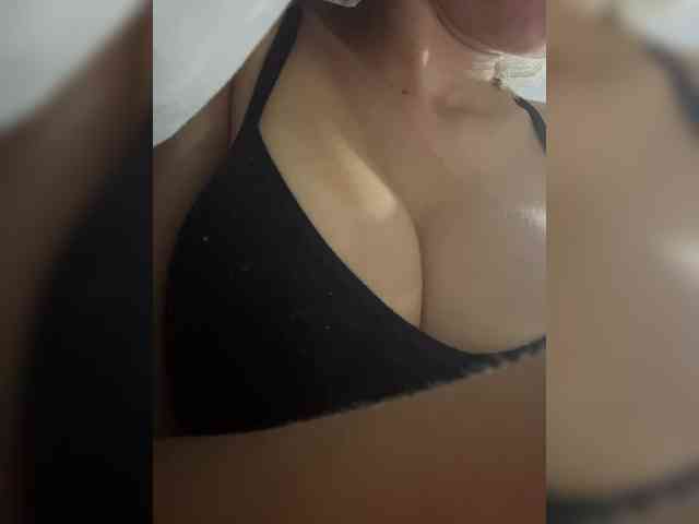 lucygirl- lucygirl-