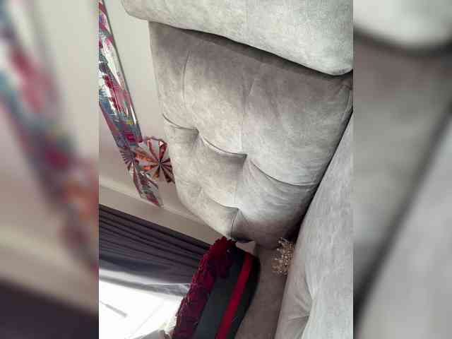 LucyRouse webcam