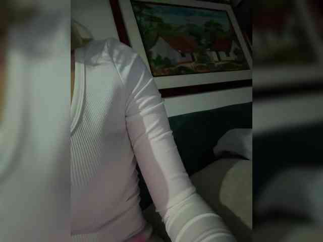 LucyRouse webcam