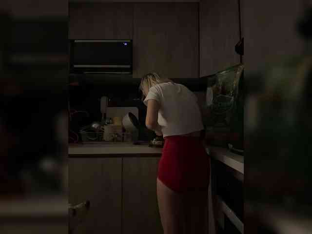 LucyRouse webcam