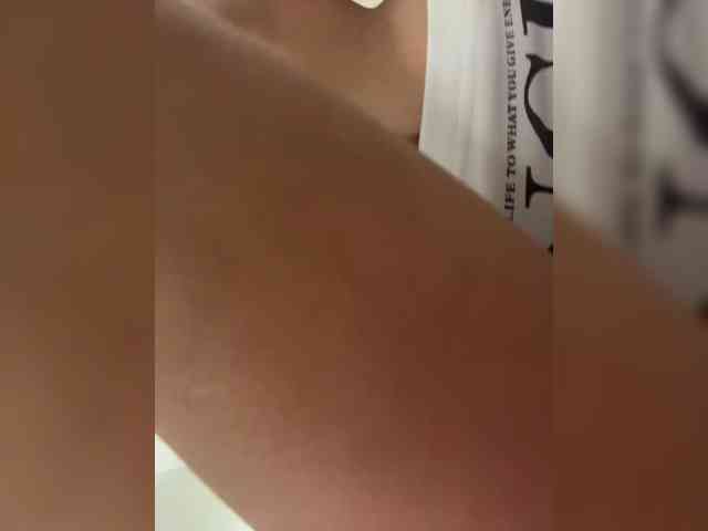 LucyRouse webcam