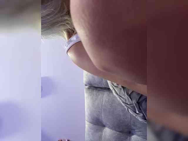 LucyRouse webcam