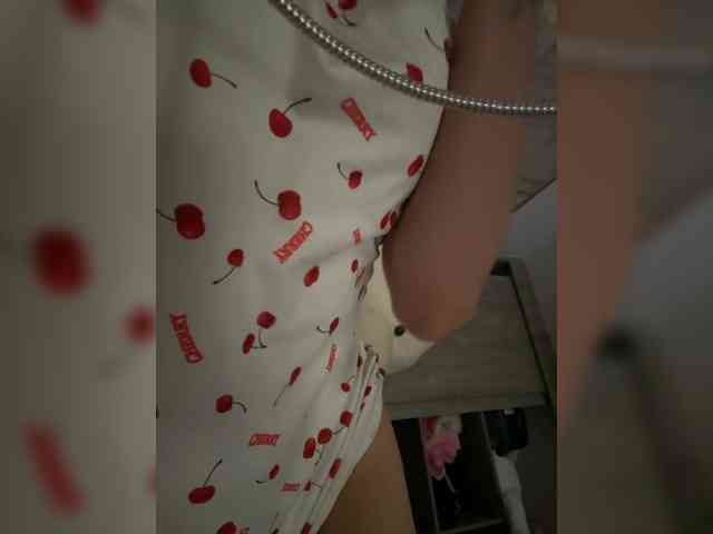 LucyRouse webcam