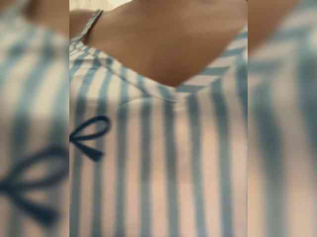LucyRouse webcam