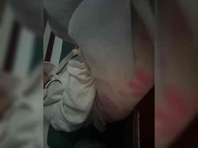 LucyRouse webcam