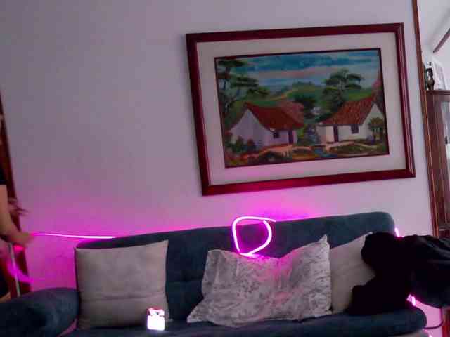 lucygirl- lucygirl-